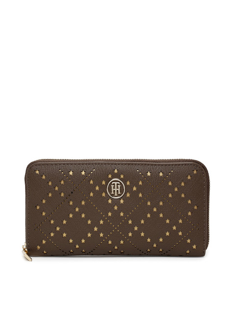 

Tommy Hilfiger Women Brown Self Design Card Holder