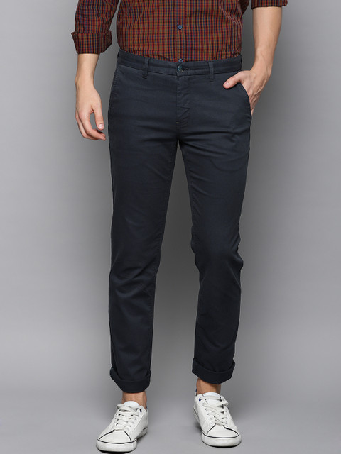 

Louis Philippe Sport Men Navy Blue Steven Slim Fit Solid Chinos