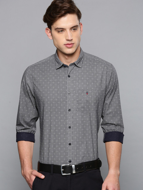 

Louis Philippe Sport Men Grey Slim Fit Checked Casual Shirt
