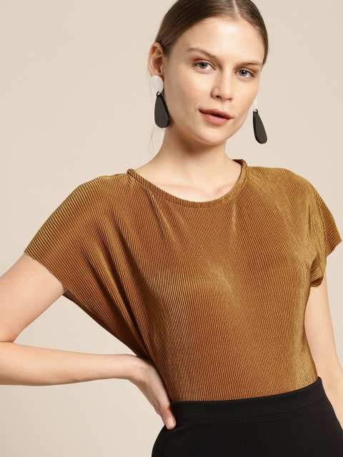 

her by invictus Women Mustard Brown Solid High-Low Top