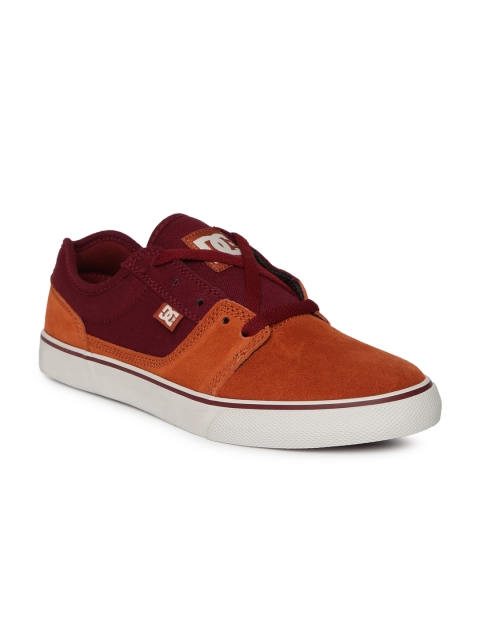 

DC Men Orange & Red Colourblocked Suede Sneakers