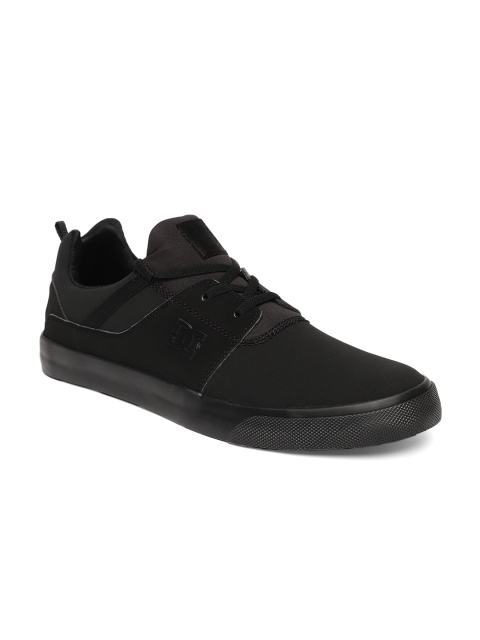 

DC Men Black Sneakers