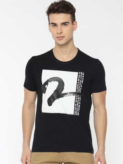 

SPYKAR Men Black Printed Round Neck T-shirt