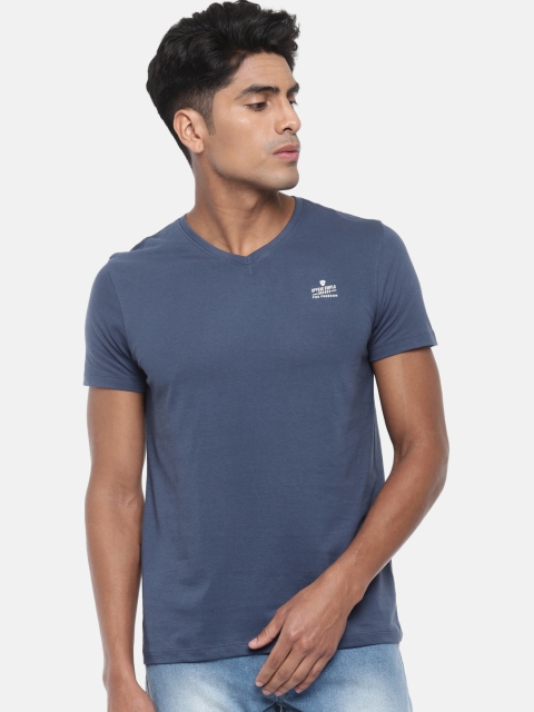 

SPYKAR Men Blue Solid V-Neck T-shirt