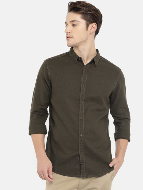

SPYKAR Men Brown Slim Fit Solid Casual Shirt