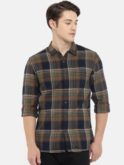 

SPYKAR Men Navy Blue & Brown Regular Fit Checked Casual Shirt
