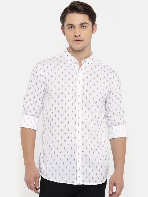 

SPYKAR Men White Regular Fit Printed Casual Shirt