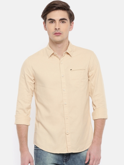 

SPYKAR Men Beige Regular Fit Solid Casual Shirt