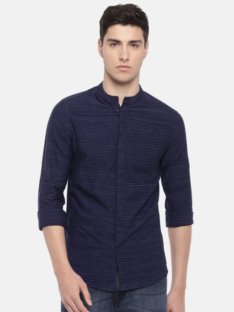 

SPYKAR Men Navy Slim Fit Striped Casual Shirt, Navy blue