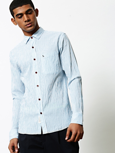 

Mr Bowerbird Men White & Blue Tailored Fit Striped Casual Shirt
