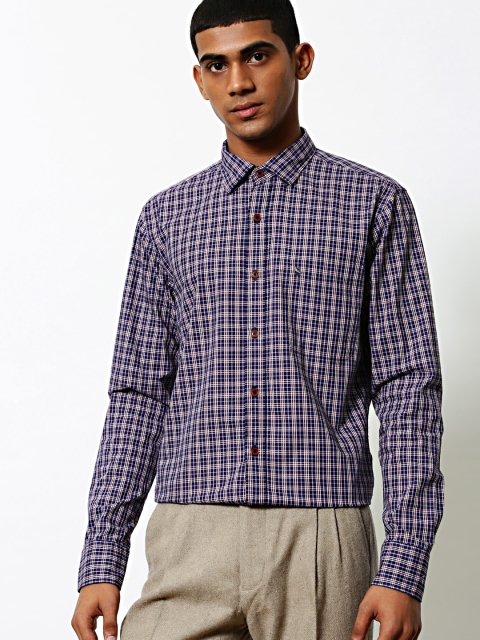 

Mr Bowerbird Men Navy Blue & Maroon Tailored Fit Checked Casual Shirt