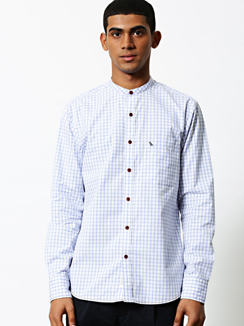 

Mr Bowerbird Men White & Blue Tailored Fit Checked Casual Shirt