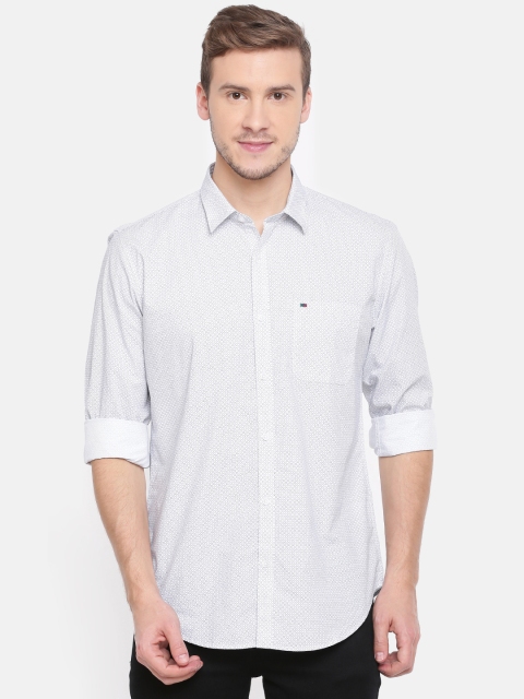 

Peter England Casuals Men White Slim Fit Printed Casual Shirt