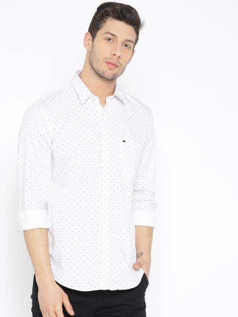 

Peter England Casuals Men White Slim Fit Printed Casual Shirt