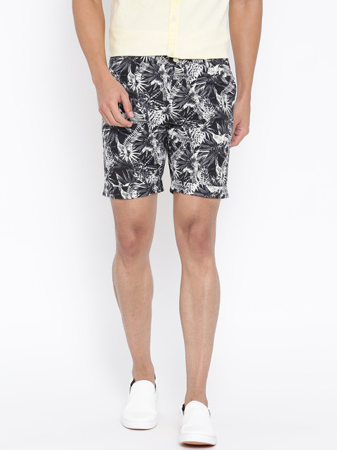

Jack & Jones Black & White Printed Shorts