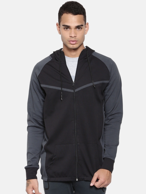 

SKULT by Shahid Kapoor Men Black Solid Hooded Sweatshirt