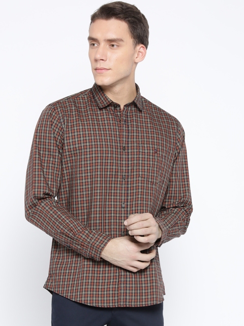 

Louis Philippe Sport Men Rust Orange & Beige Slim Fit Checked Casual Shirt