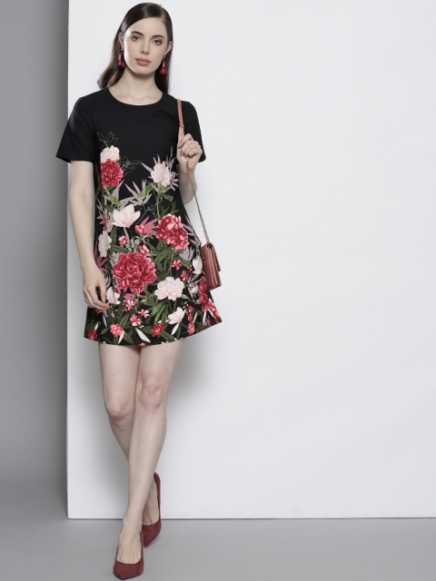 

Black Coloured Printed Shift Dress