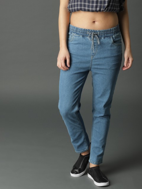 

Roadster Women Blue Slim Fit Mid-Rise Clean Look Stretchable Cropped Jeans