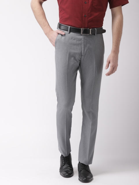 

Arrow Men Grey Tapered Fit Solid Formal Trousers