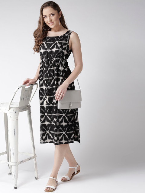 

pinwheel Women Black & Off-White Printed Fit & Flare Dress