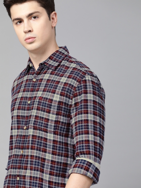 

Jack & Jones Men Maroon & White Regular Fit Checked Casual Shirt