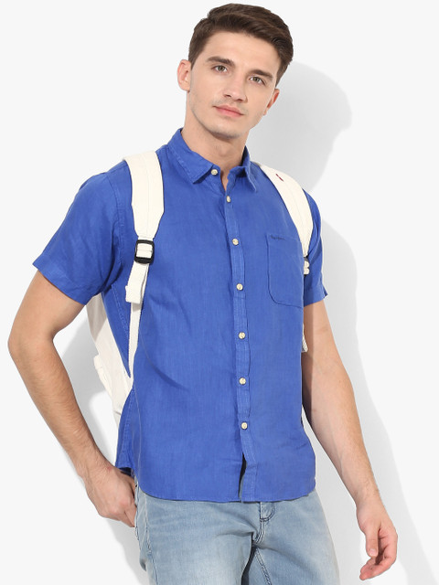 

Blue Solid Slim Fit Casual Shirt