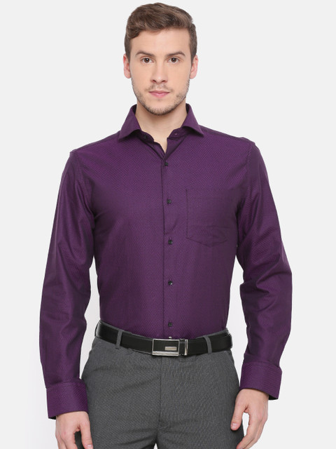 

Oxemberg Men Purple Super Slim Fit Self Design Formal Shirt