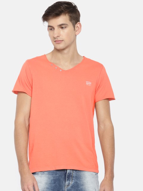 

SPYKAR Men Peach-Coloured Solid Round Neck Pure Cotton T-shirt
