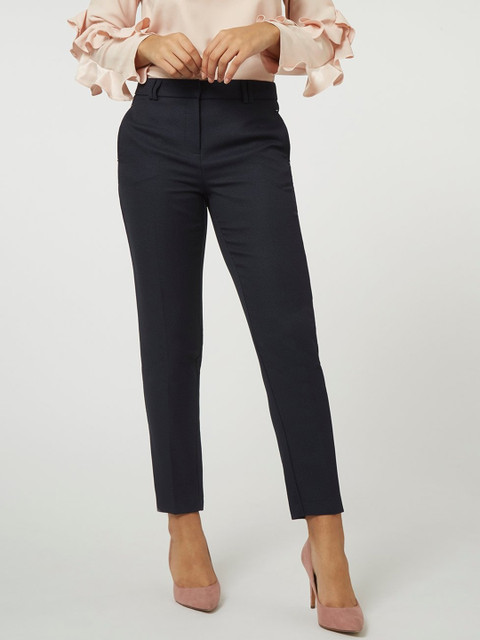 

DOROTHY PERKINS Women Navy Blue Self Design Cropped Trousers