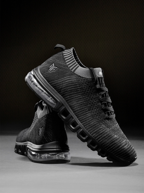 

2GO Men Black Running Shoes
