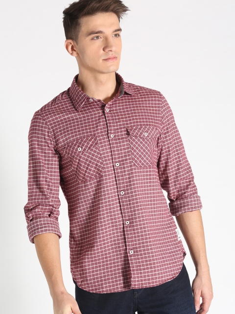 

s.Oliver Men Maroon & White Slim Fit Checked Casual Shirt