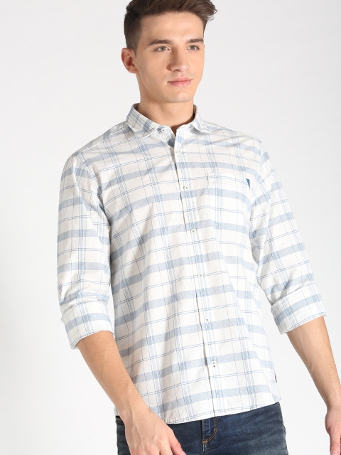 

s.Oliver Men White & Blue Regular Fit Checked Casual Shirt