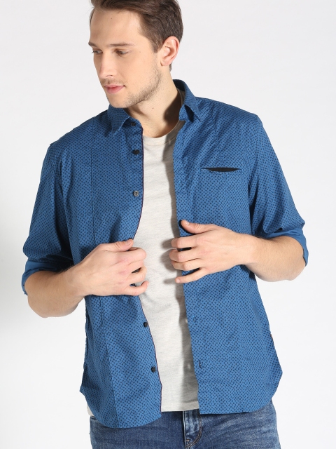 

s.Oliver Men Blue & Black Regular Fit Printed Casual Shirt