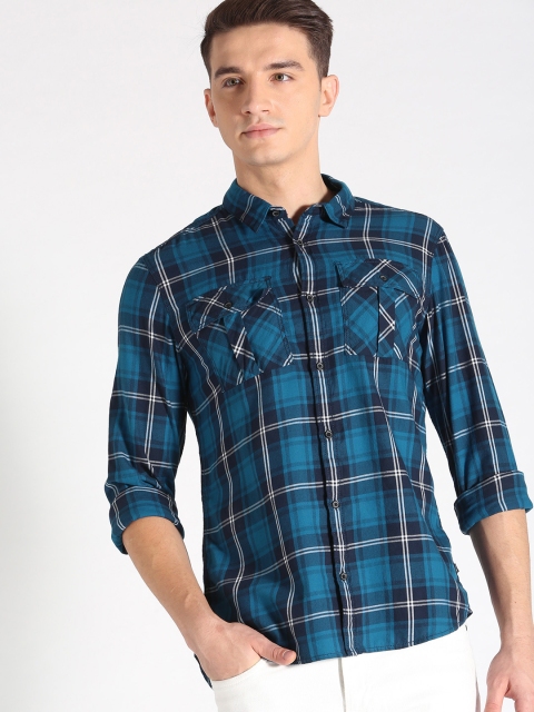 

s.Oliver Men Blue & White Regular Fit Checked Casual Shirt
