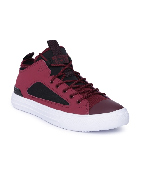 

Converse Unisex Black Sneakers