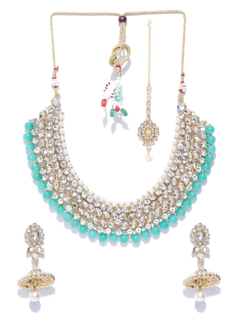 

Zaveri Pearls Green Gold-Plated Kundan-Studded & Beaded Jewellery Set