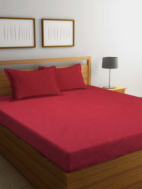 

Trident Red Solid Flat 300 TC Cotton 1 King Bedsheet with 2 Pillow Covers