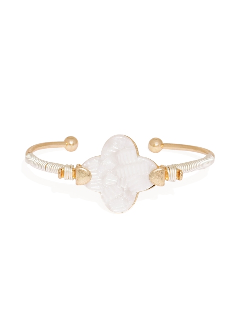 

Pipa Bella White Clover Minimal Cuff Bracelet
