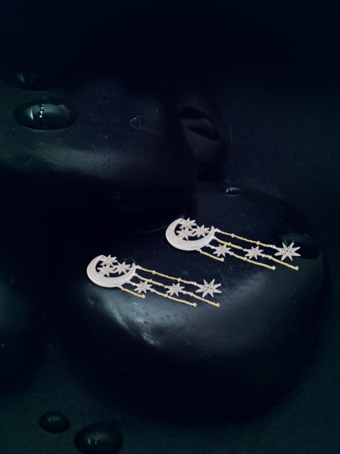 

shaze Silver-Plated Quirky Crystal Drop Earrings