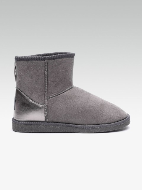 

Carlton London Women Grey Flat Boots