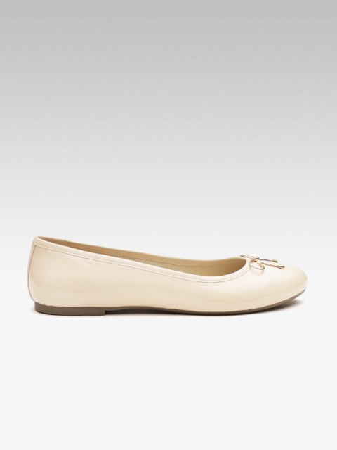 

Carlton London Women Nude-Coloured Solid Ballerinas