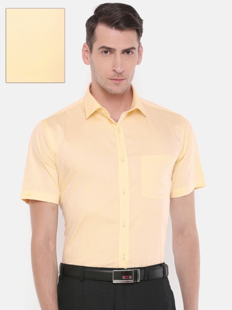 

Park Avenue Men Yellow Regular Fit Solid Formal Shirt