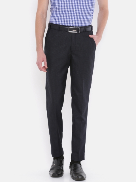 

Park Avenue Men Black Tapered Fit Checked Regular Trousers