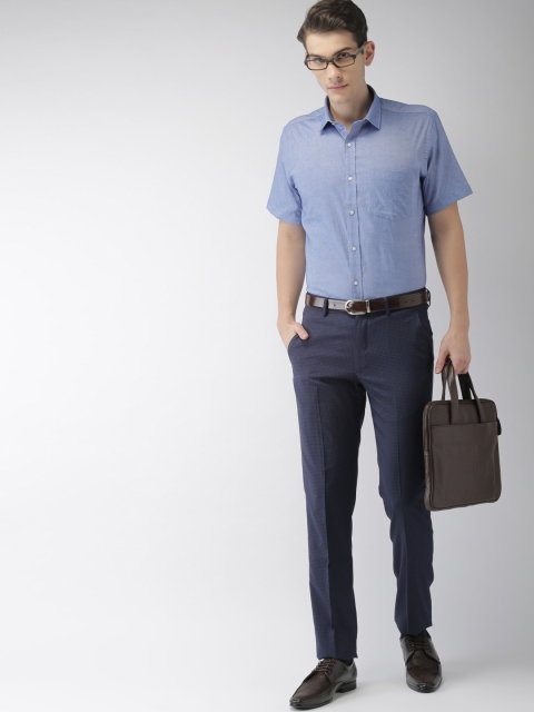 

Park Avenue Men Blue Regular Fit Solid Formal Shirt