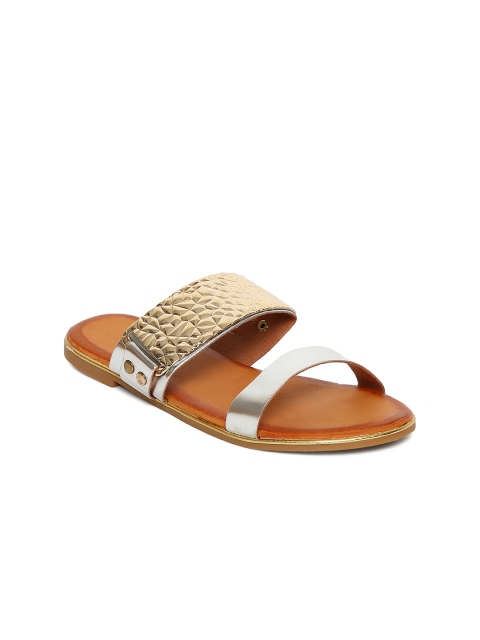 

ESTATOS Women Silver-Toned Open Toe Flats