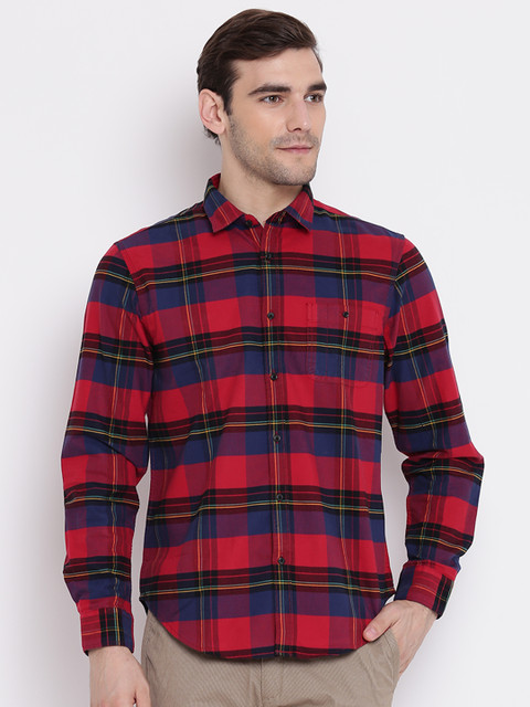 

Blackberrys Men Red & Navy Slim Fit Checked Casual Shirt