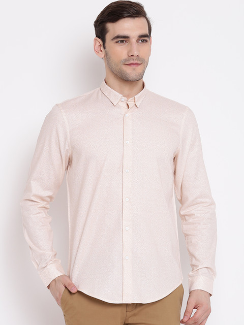 

Blackberrys Men Peach-Coloured Trim Fit Printed Casual Shirt