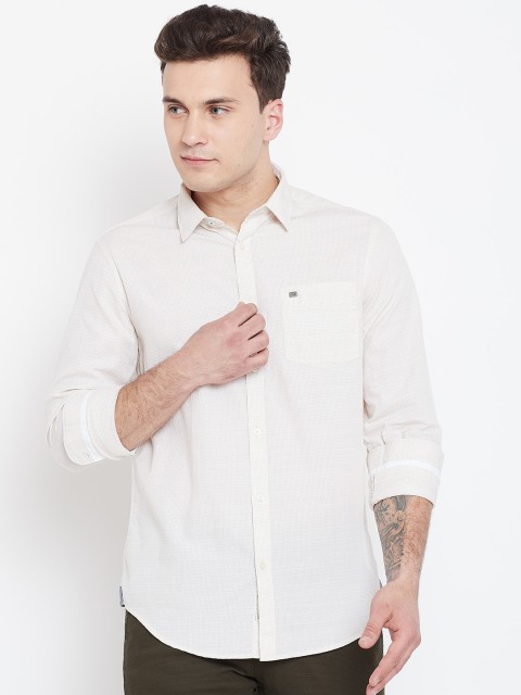 

Blackberrys Men Off-White Slim Fit Self-Checked Casual Shirt