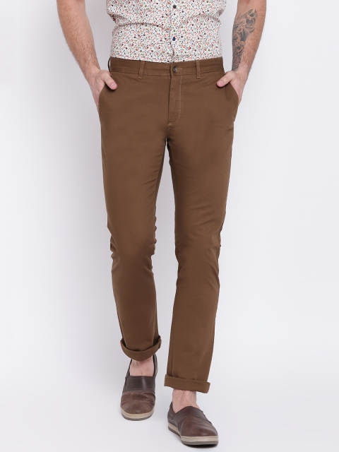 

Blackberrys Men Olive Brown Regular Fit Solid Trousers